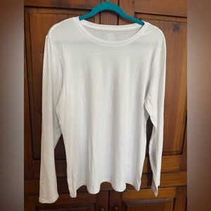 Members Mark White Long Sleeve Crew Neck Shirt. Ladies Size XL NWOT